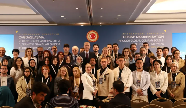 Türk Modernleşmesi Sempozyumla Sahneye Çıktı