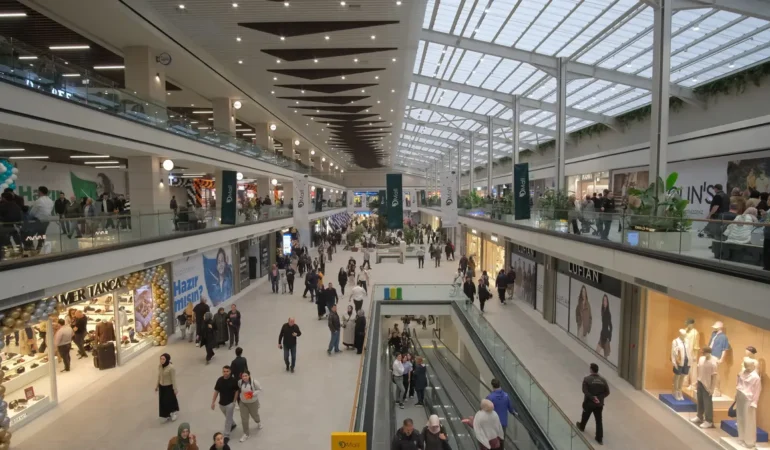 85 Bin Ziyaretçiyle Açıldı: DMall’un İlk Günü