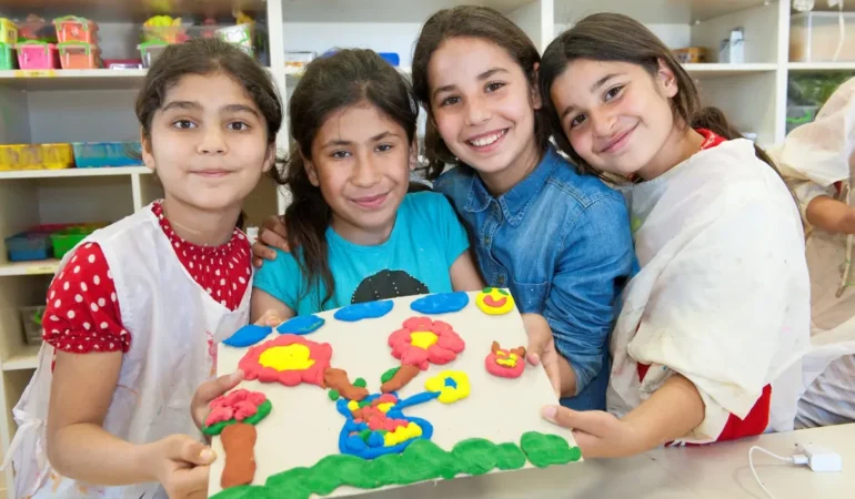 Çevre ve Eğitimde Tarihi Başarı: Prestijli Ödüller