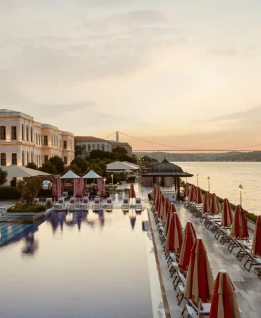 İstanbul'un İki Yıldız Oteli Dünya Sahnesinde