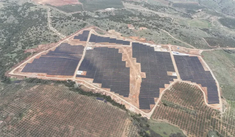 Şişecam Enerji Dönüşümünde Rekor Kırdı