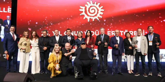 Patronlar Zirvede: Prestijli Ödüller Sahiplerini Buldu