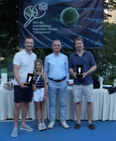 Tenis Turnuvasında Sürpriz İkili