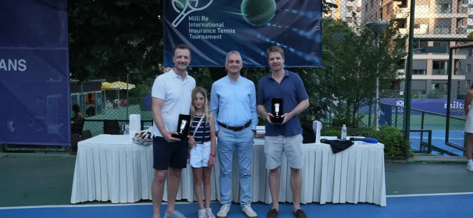 Tenis Turnuvasında Sürpriz İkili