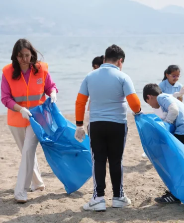 Borusan'dan Sürpriz Deniz Hamlesi